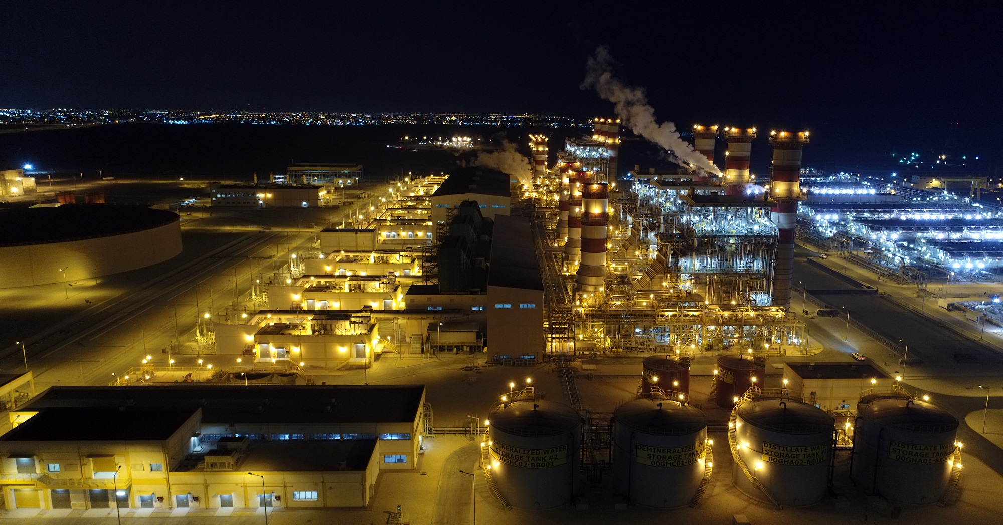 The Qatar’s Umm Al Houl desalination plant supplies 564mn liters of potable water per day.