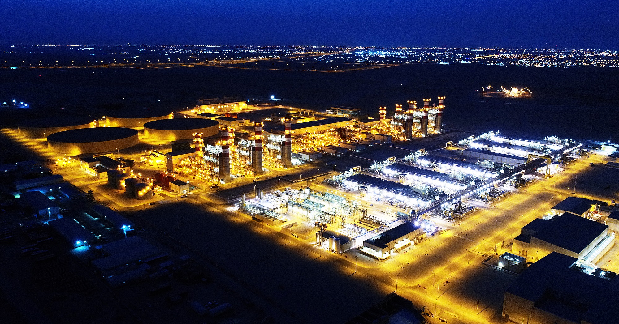 The Qatar’s Umm Al Houl desalination plant supplies 564mn liters of potable water per day.