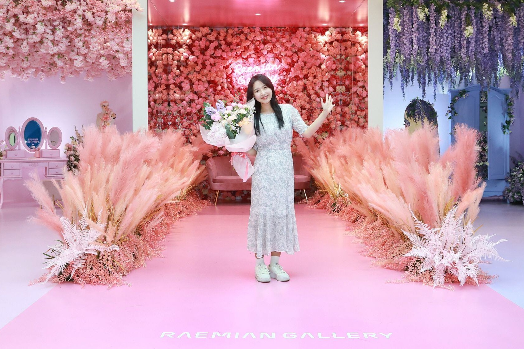 Flower Shower, Raemian Gallery’s 2023 spring exhibition