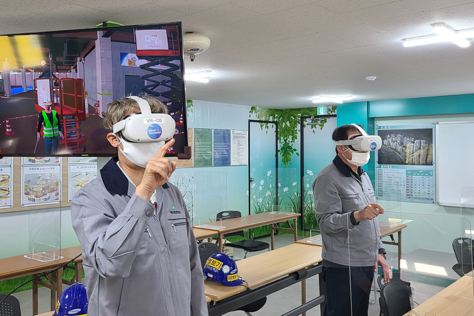 Samsung C&T’s ‘SMAR”T’ Virtual Reality program in action