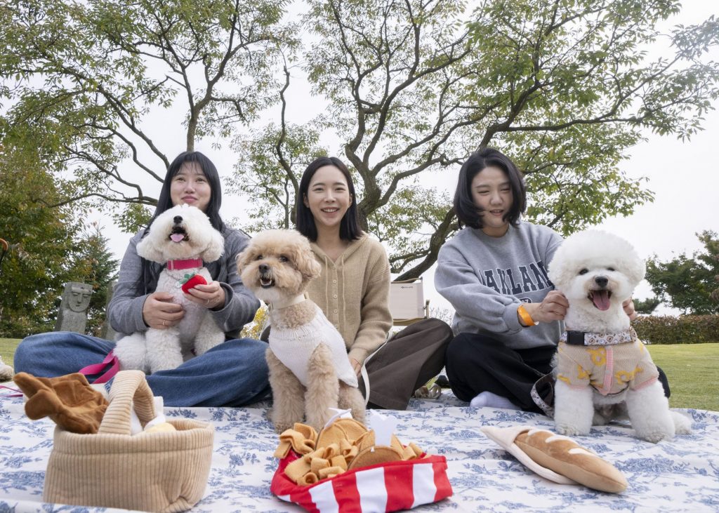 에버랜드 반려견과 함께 가을 산책 프로그램 진행