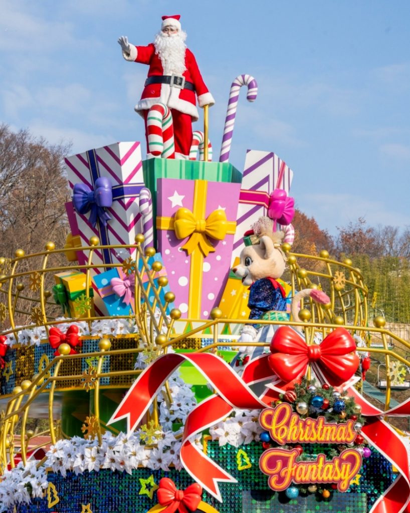 '블링블링 X-Mas 퍼레이드' 공연