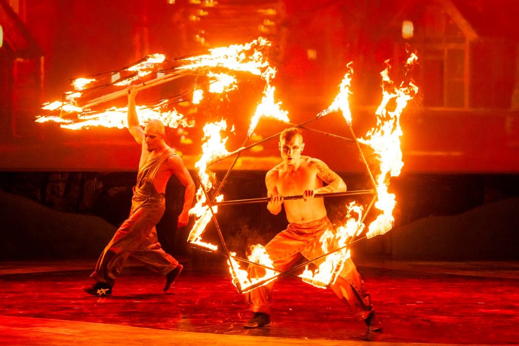 에버랜드, 서커스 '윙즈 오브 메모리' 공연