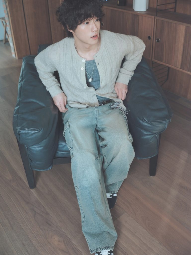 에잇세컨즈 2026년 봄 시즌 화보