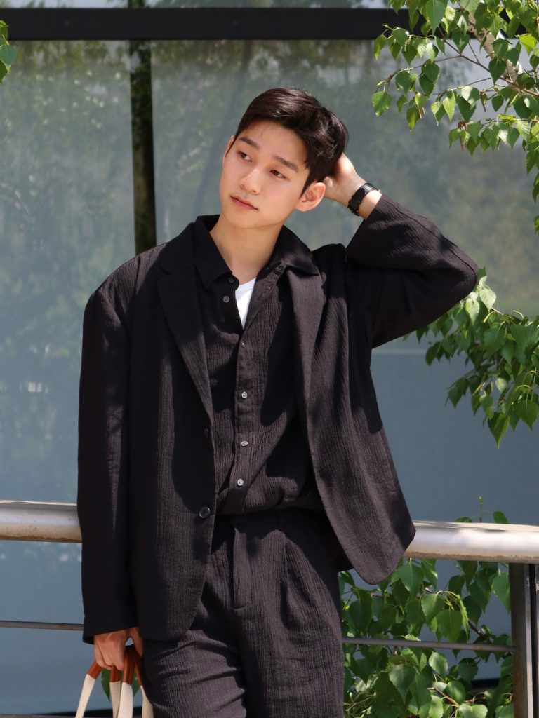 에잇세컨즈 26SS 올데이크리즈 