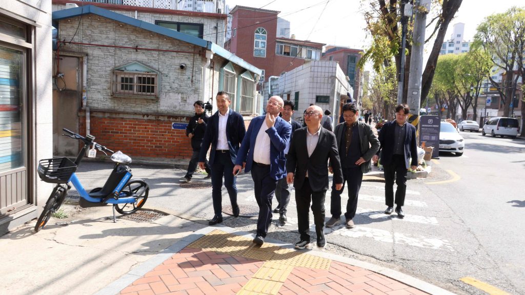 삼성물산 건설부문과 포스터+파트너스