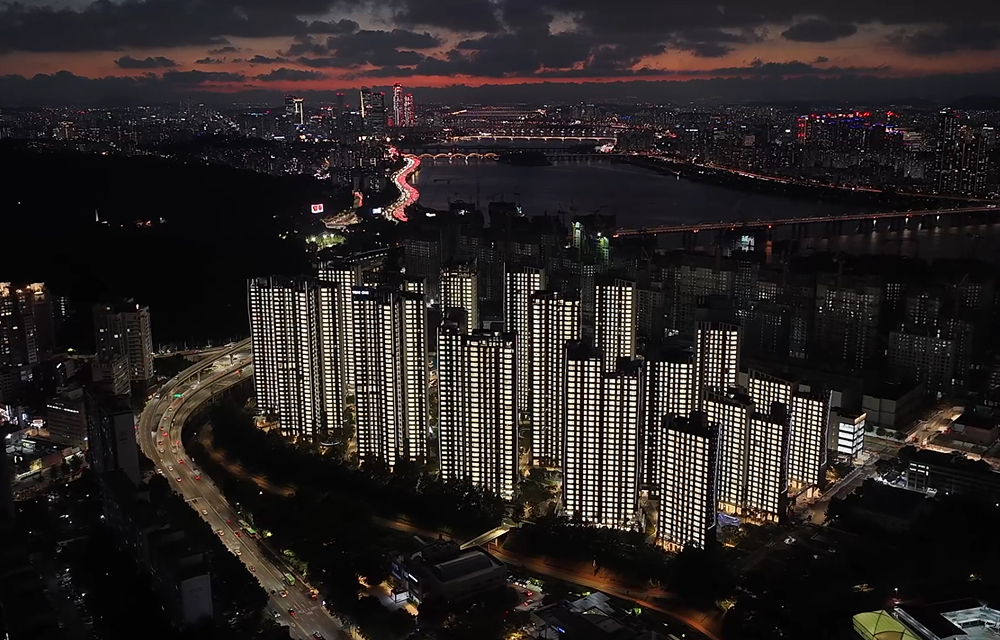 Raemian Trini One, a residential complex constructed by Samsung C&T Engineering & Construction Group in Seoul